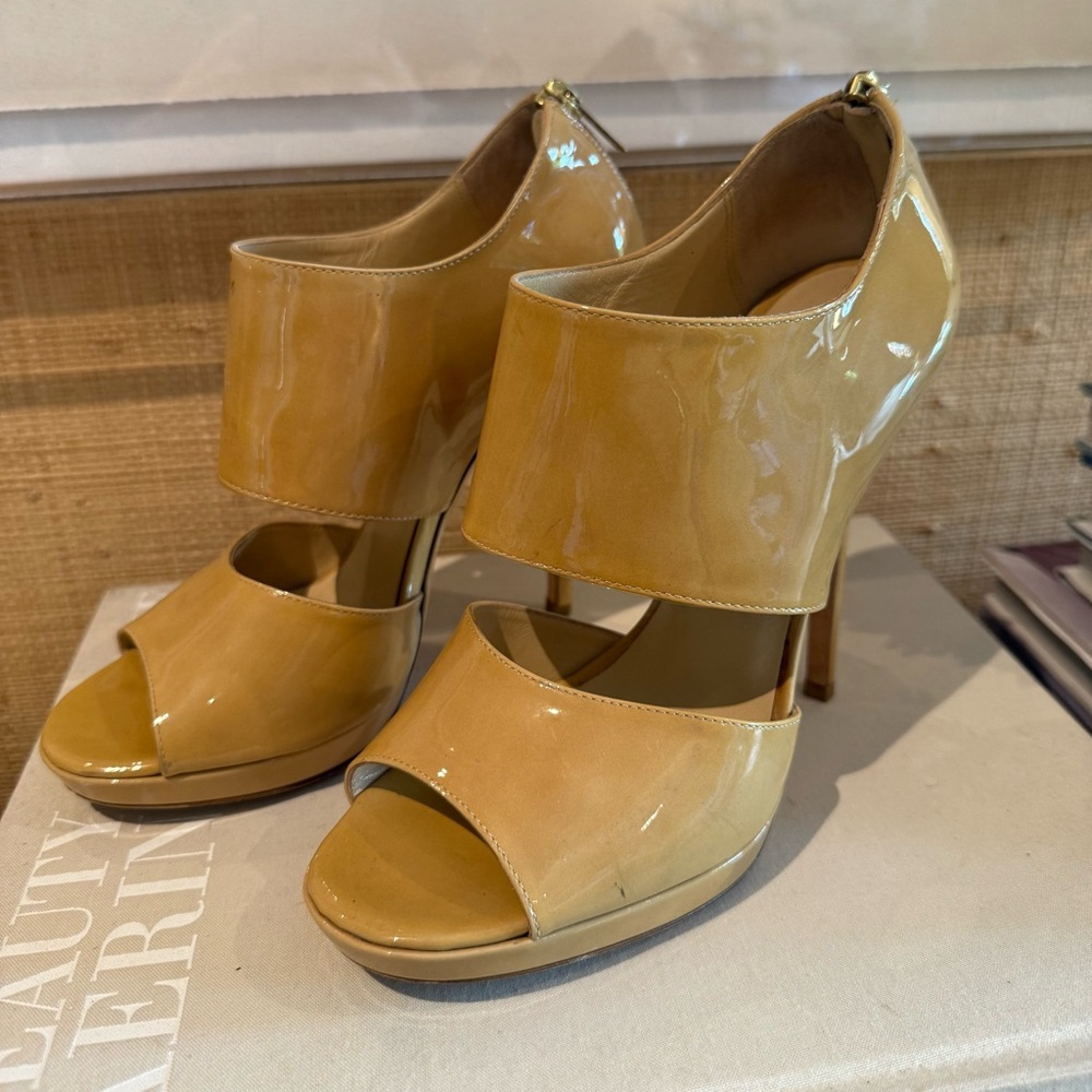 Jimmy Choo Beige Patent Leather Sandal Heels